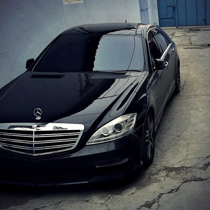 Бандитский Mercedes Benz e63 AMG