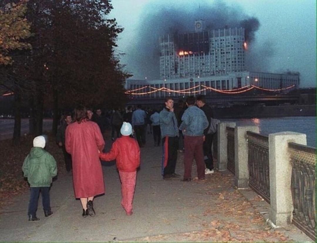 белый дом в москве 1993