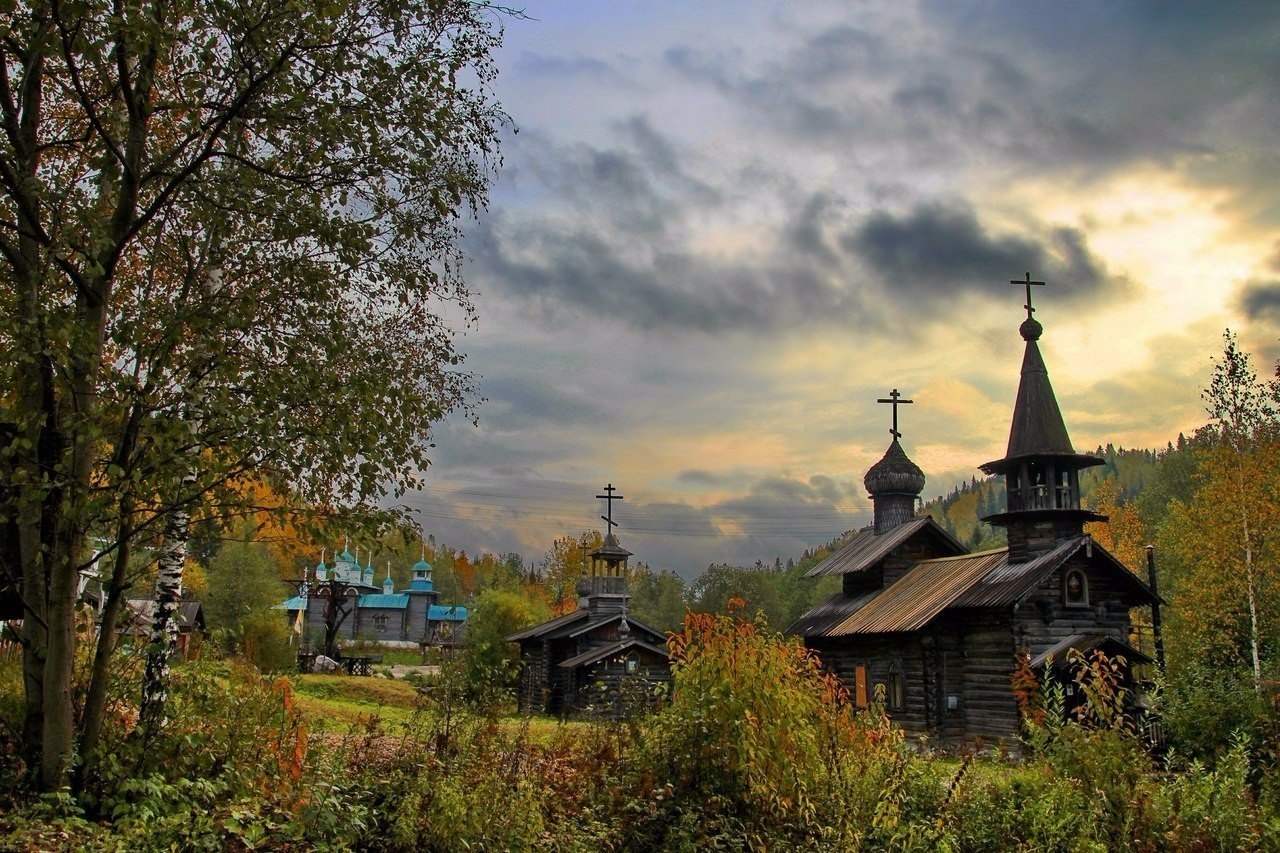 Деревня Церковь лес
