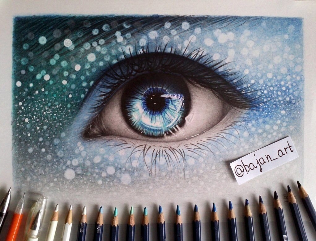 Нарисовать цветной глаз