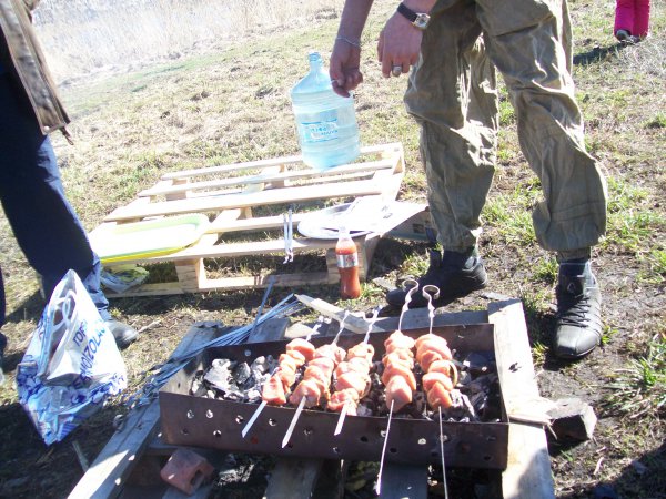 Сколько мяса для шашлыка на 6 человек Сколько мяса для шашлыка на 6 человек