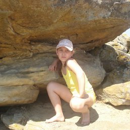 olga, 24 , 