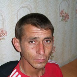 Лев, 46 лет, Котово