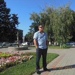 slava, 49 , 