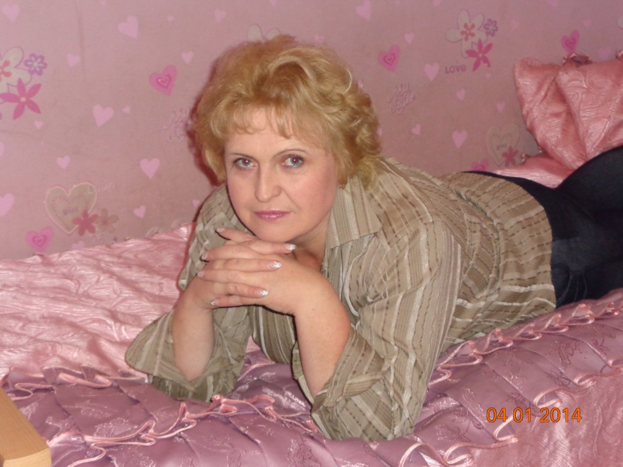 Сайт знакомств московская область для серьезных. Женщина 54 года. Женщины 55-60 лет. Женщины за 55. Женщины 65 лет для серьезных отношений.