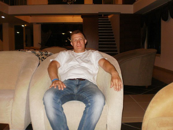 Эшонхон бобохон. Сабиров ришат фархатович. Тула одноклассники. Сургут. Равиль рахмаджанович сабиров.