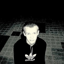 Viktor, 27 , 