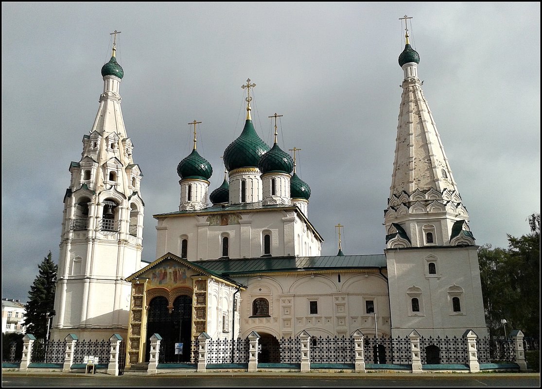 Церковь илии пророка ярославль фото