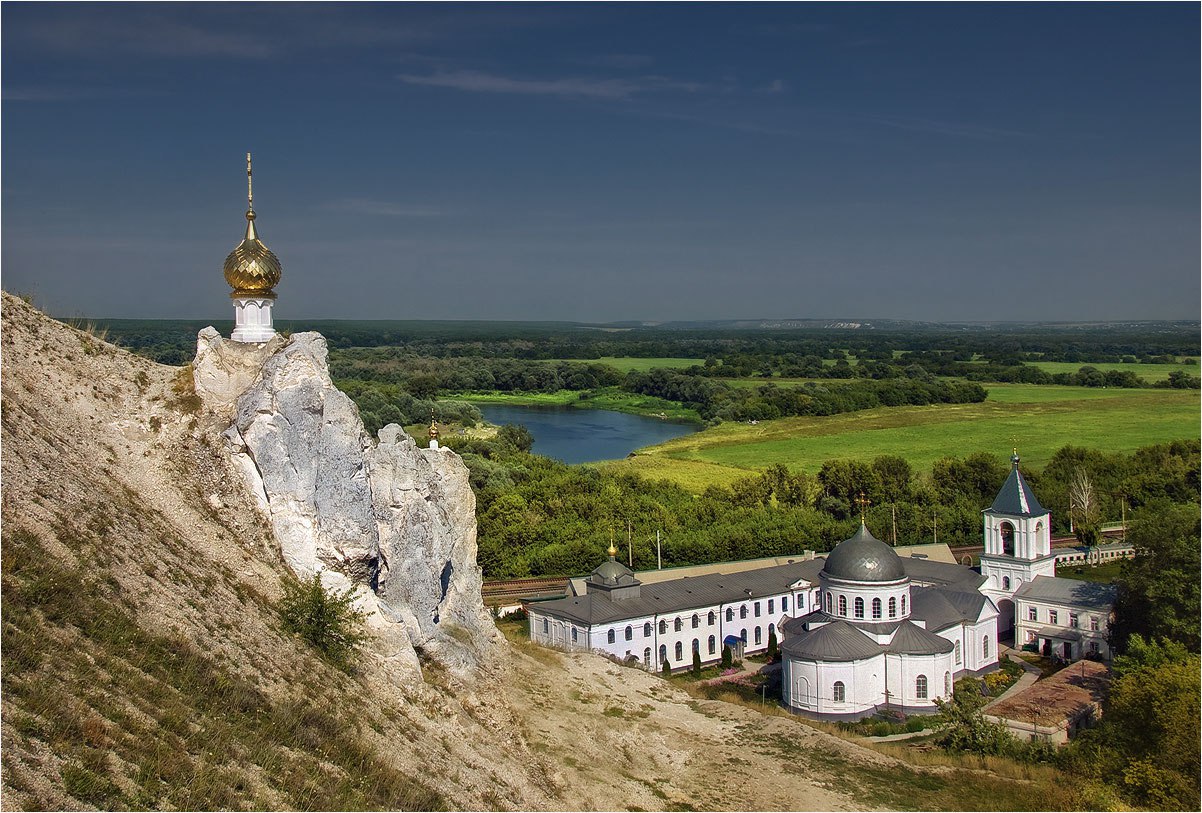 Белогорье - Воскресенский пещерный монастырь