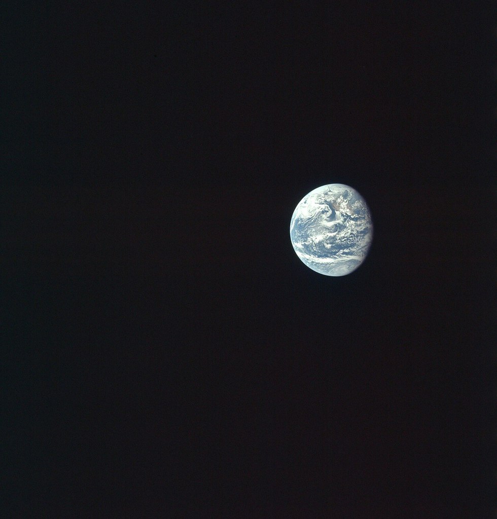 Земля с Луны Аполлон 11