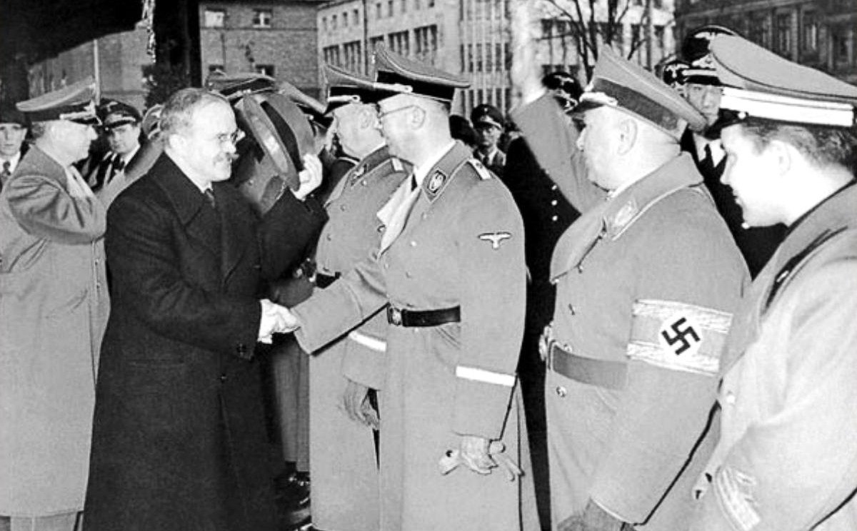 Молотов и Гитлер 1940