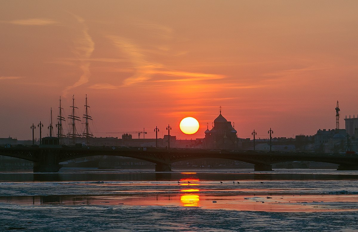 Закат в питере сегодня фото