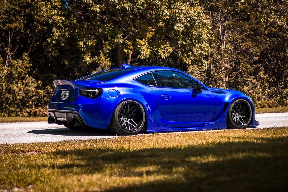 Subaru brz картинки