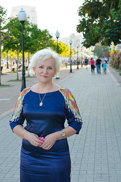 Знакомства В Новороссийске Женщина По Интернет