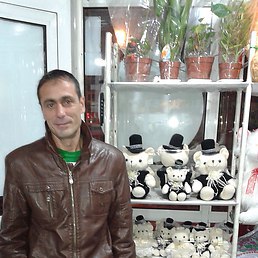 Валентин, 54 года, Казань