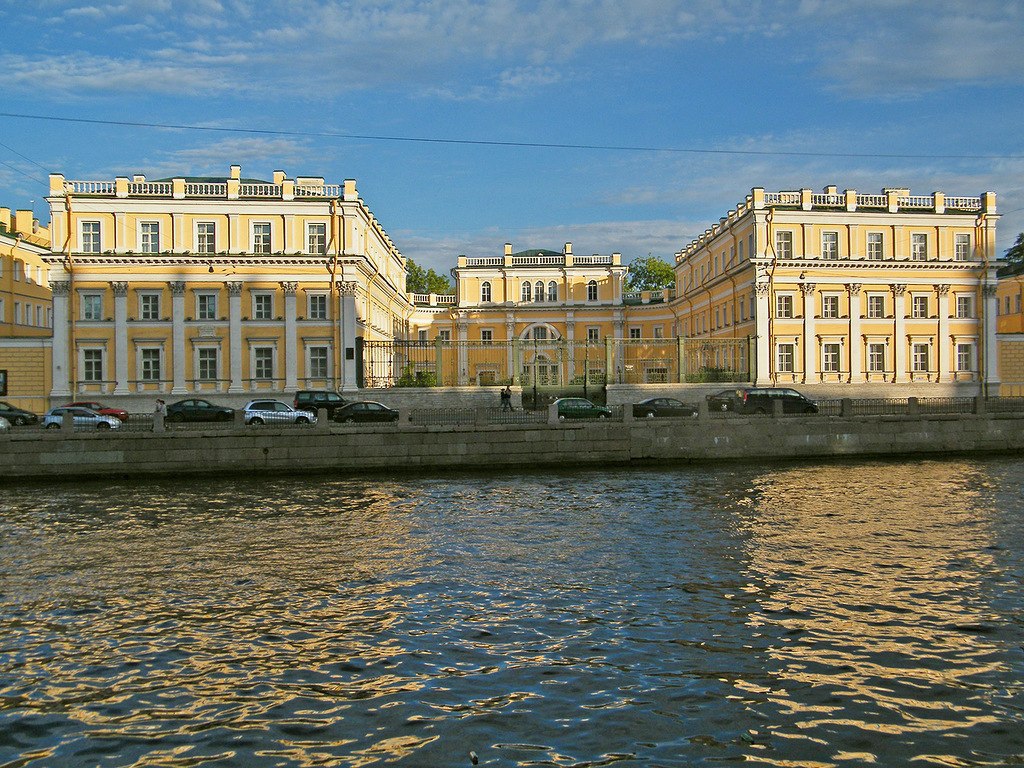 Фото пушкина в петербурге