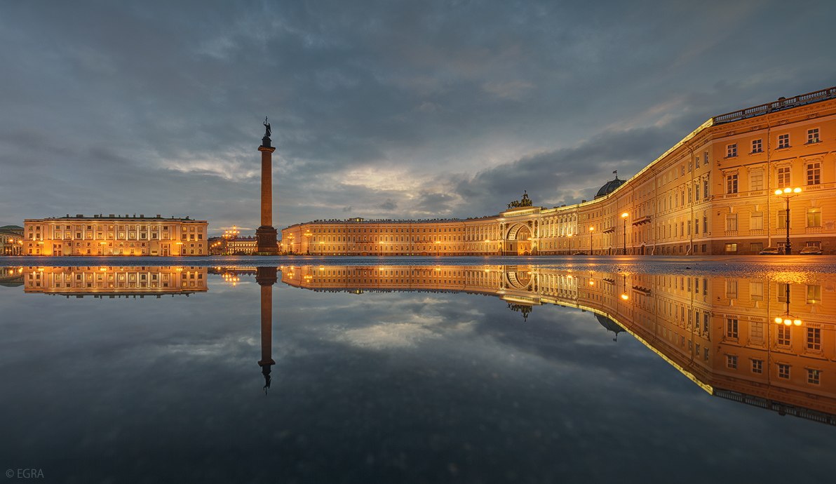 Санкт-Петербург Дворцовая площадь отражение