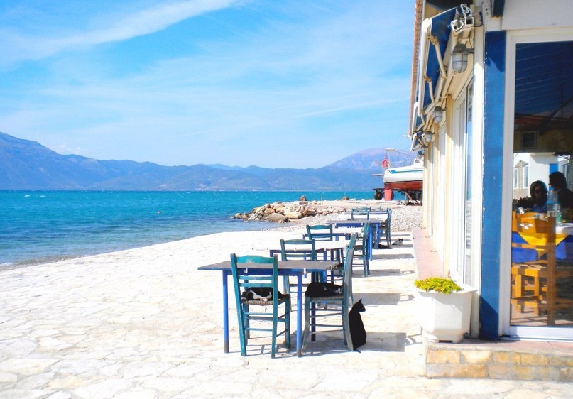 Кафе на побережье, Патры, Греция - Туристический гид, №712295902 ...