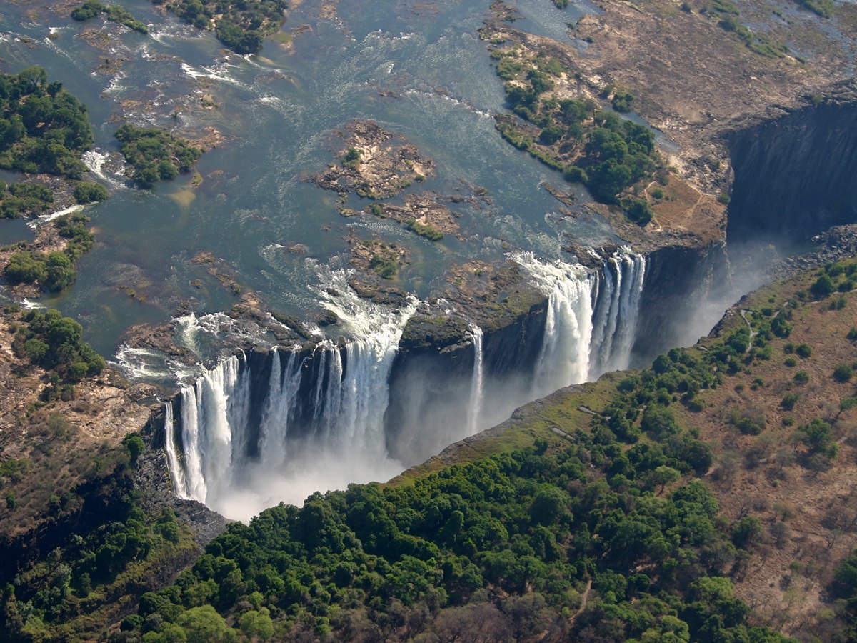 Бассейн дьявола Зимбабве