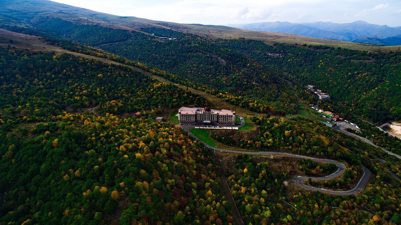 Город цахкадзор фото