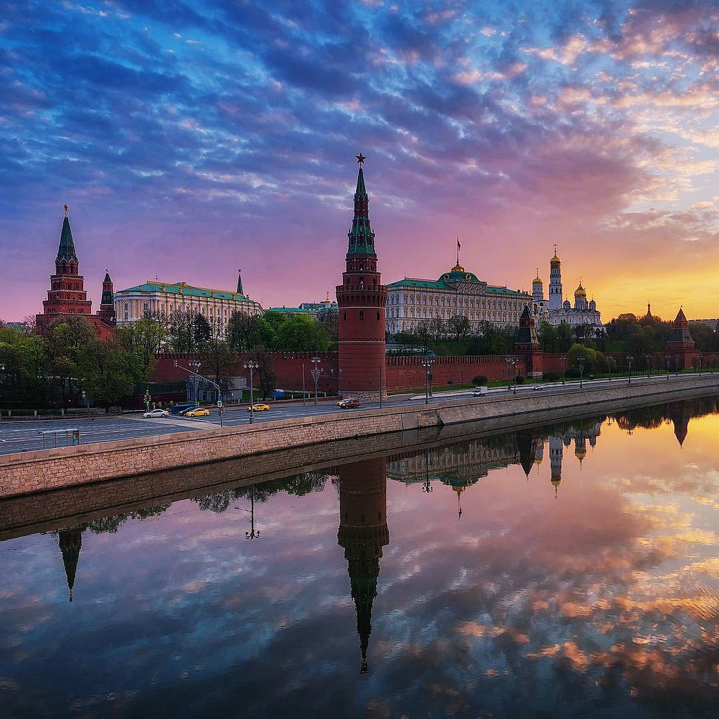 Фото утренней москвы