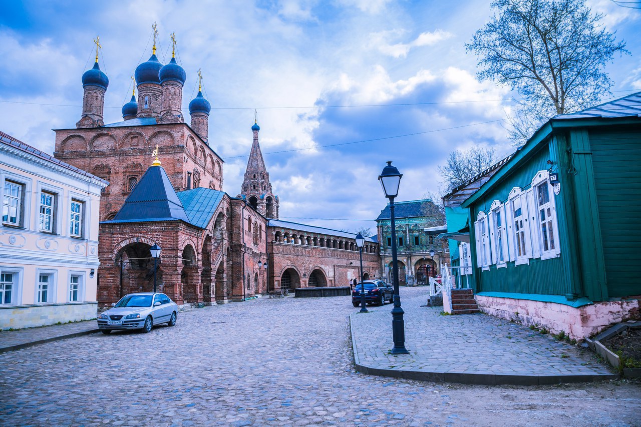 Крутицкое подворье в москве адрес карта