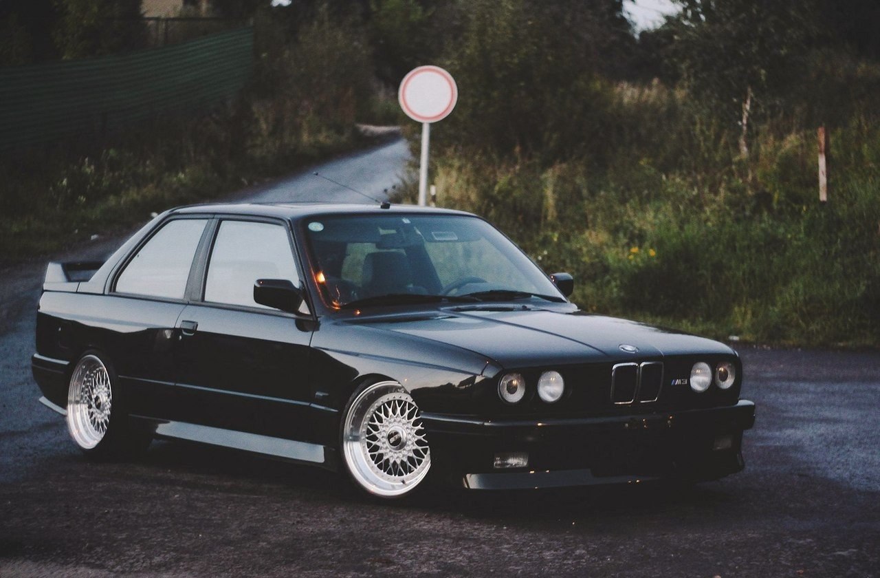 BMW e30 осень