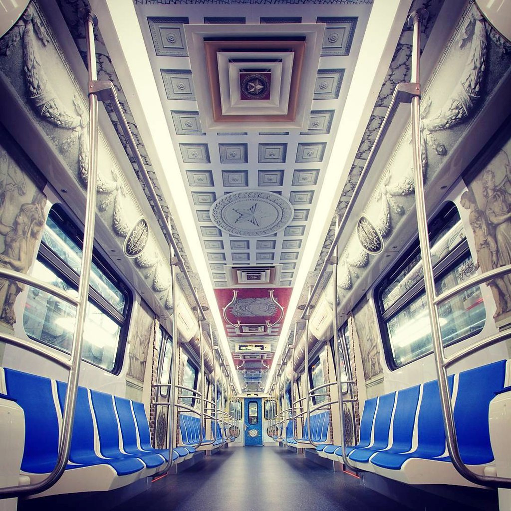 Поезда метро Санкт-Петербурга