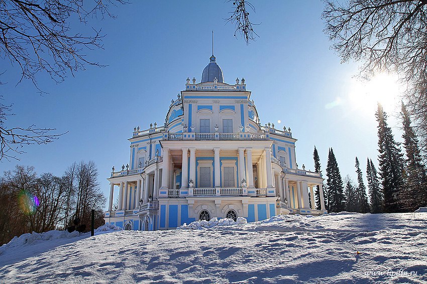 Павильон катальной горки в ораниенбауме фото