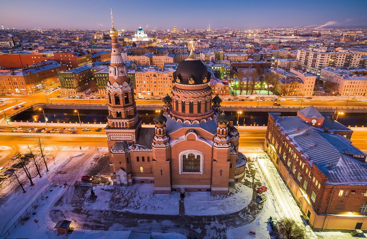 Храм у варшавского вокзала