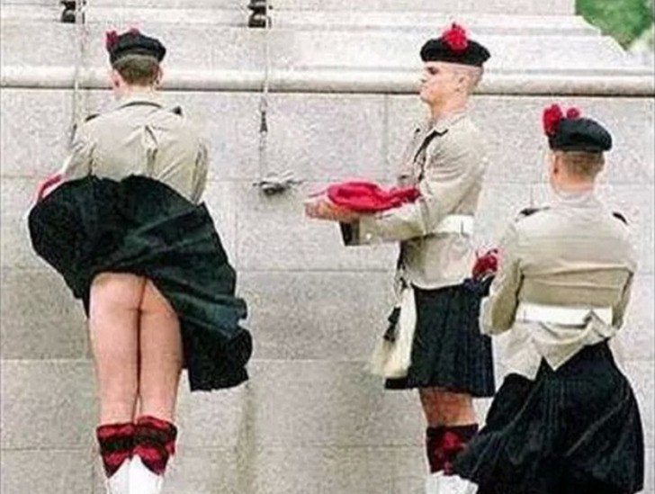 Шотландцы в юбках смешные