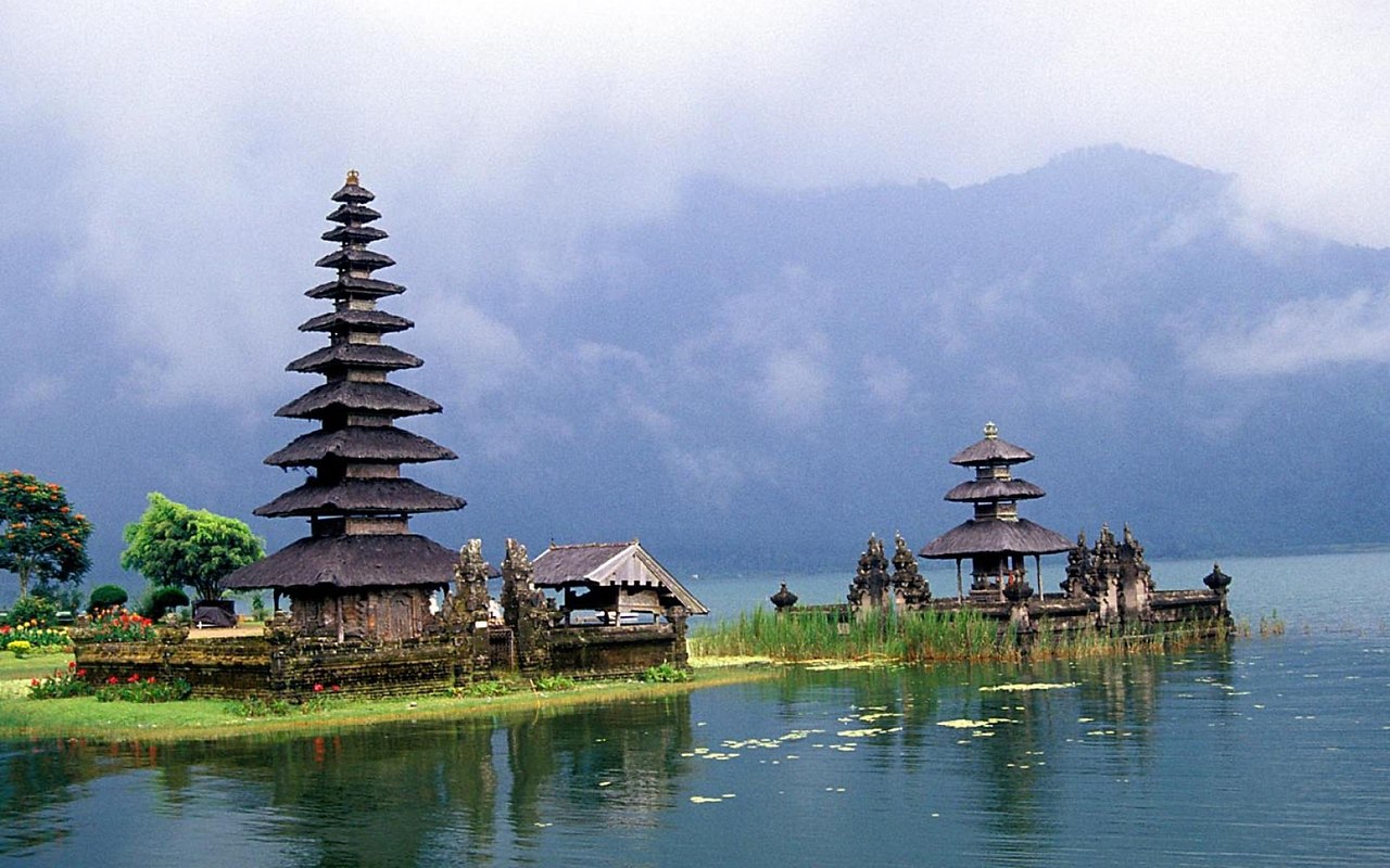 Бедугул храм Бали