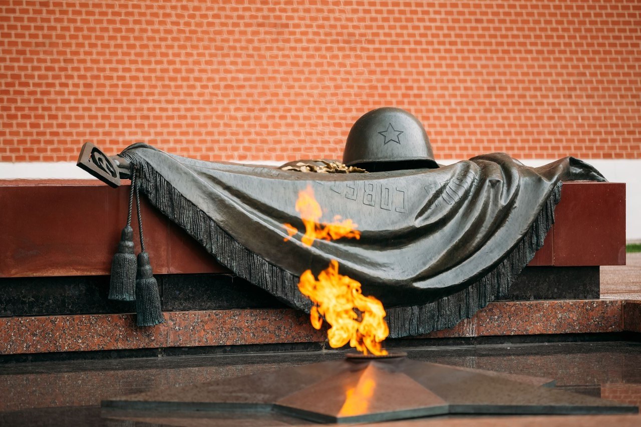 фото могила неизвестному солдату в москве