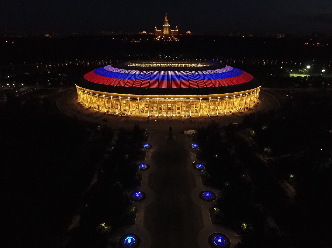 стадион лужники фото сверху