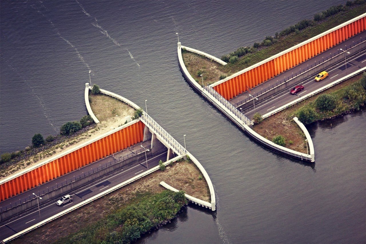 Акведук в Нидерландах мост