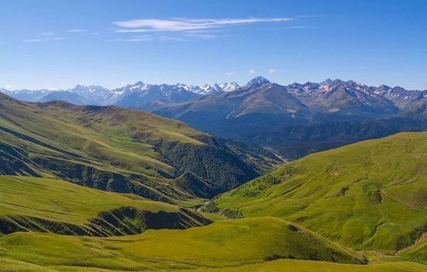 арачаево-Черкесия вошла в топ-3 самых красивых горных маршрутов в России. Сервис