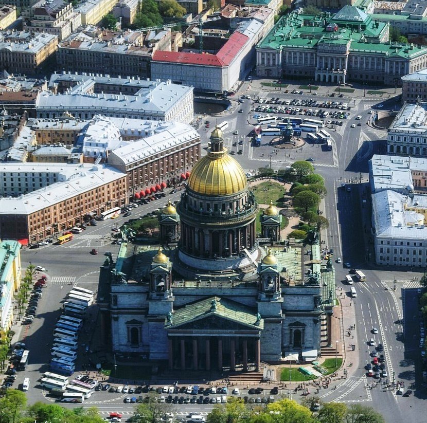 Исаакиевский собор с высоты птичьего полета