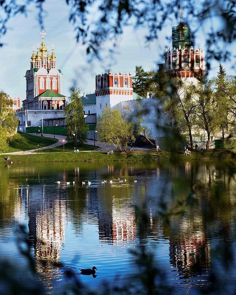 Новодевичий монастырь в Подмосковье