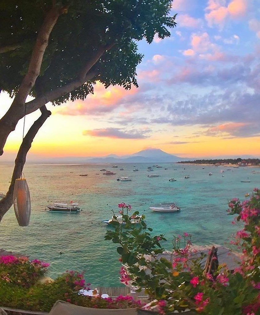 Закат на острове Бали
