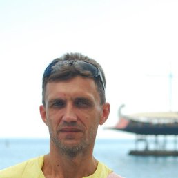 Вадим, 48 лет, Новоазовск