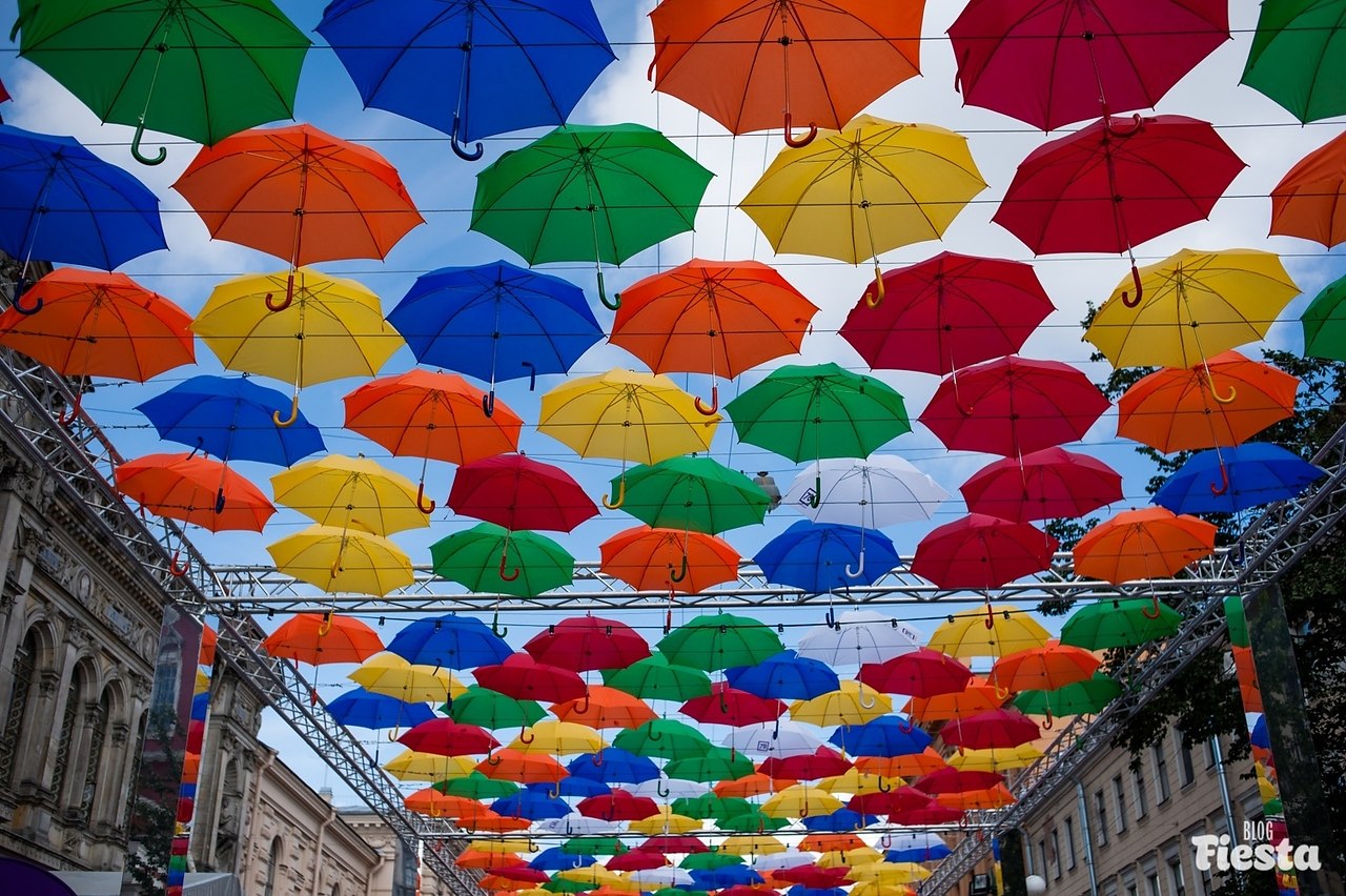 Соляной переулок Санкт-Петербург зонтики