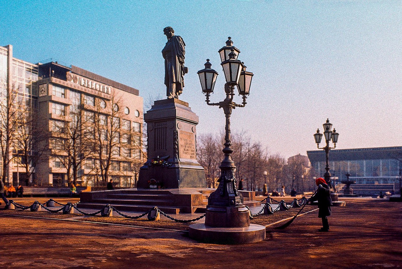 пушкинская площадь санкт петербург