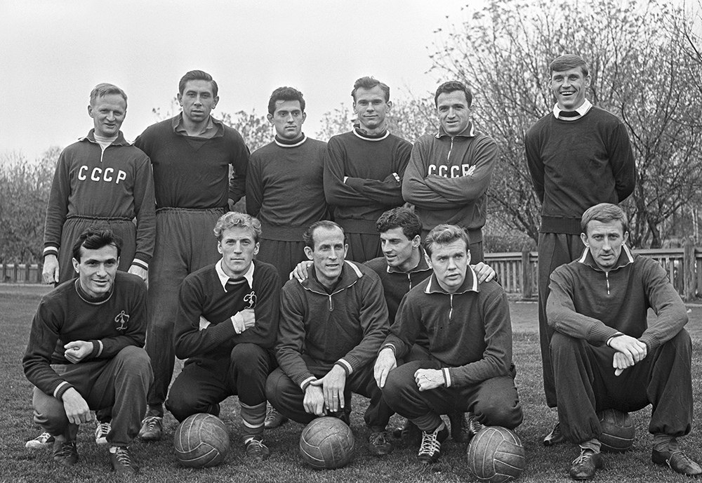 Фото сборной ссср по футболу 1960 года