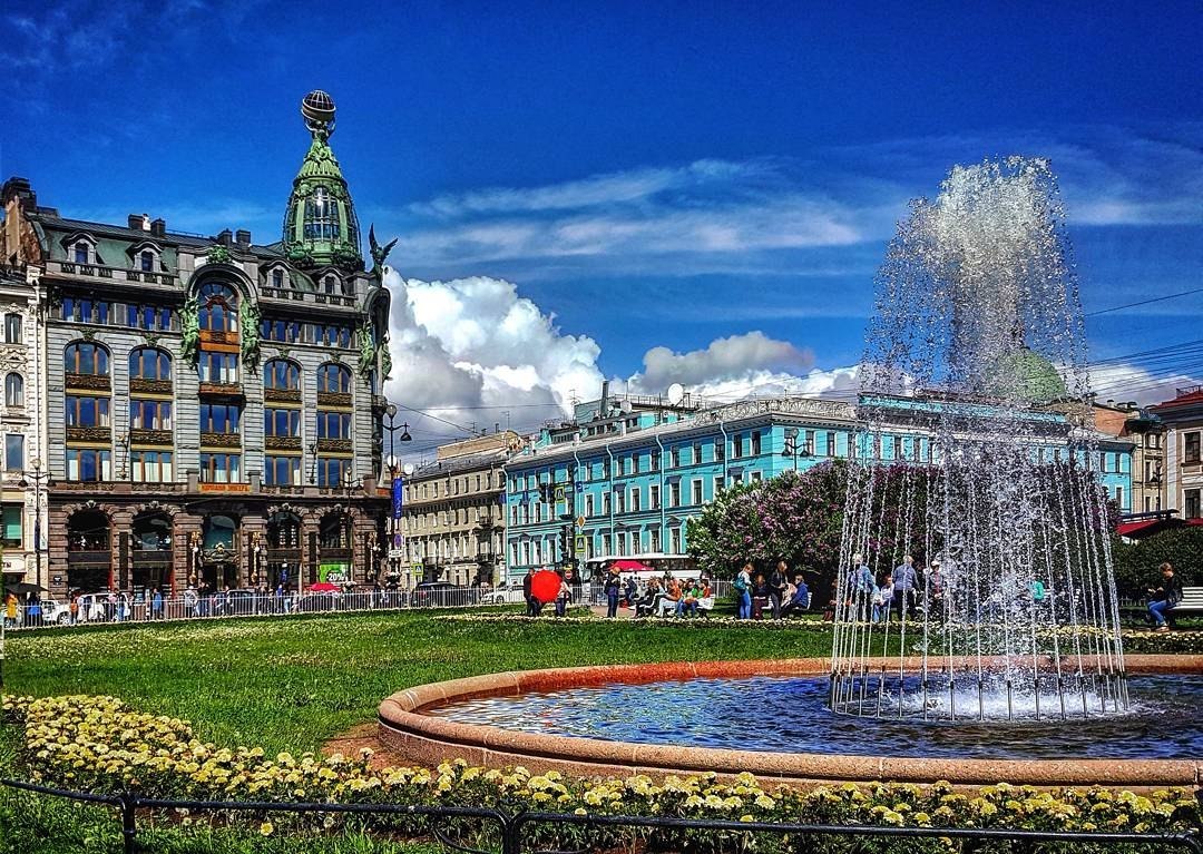 Яркий спб. Яркий Санкт-Петербург. Ярких Невский проспект. Санкт-Петербург город мечты фото. Ярче Санкт-Петербург.