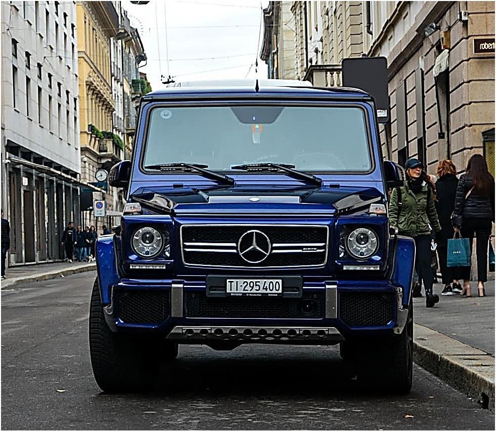 Покажи гелик. Mercedes AMG g63 Coupe. G63 AMG голубой. G63 AMG АМР. G63 AMG Coupe.