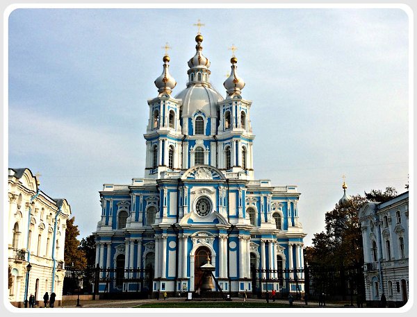 Смольный Внутри Фото