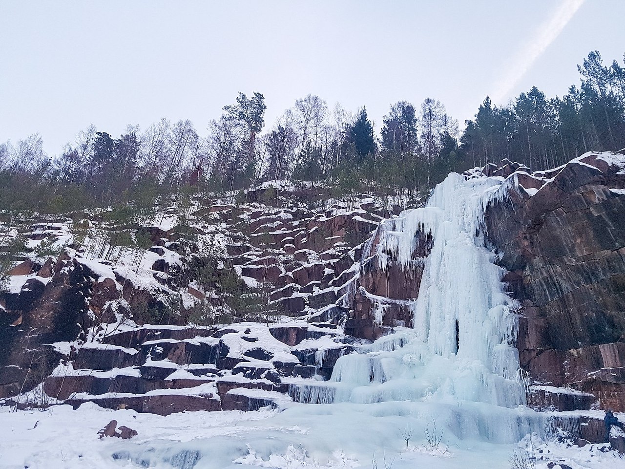 Гранитный карьер красноярск фото