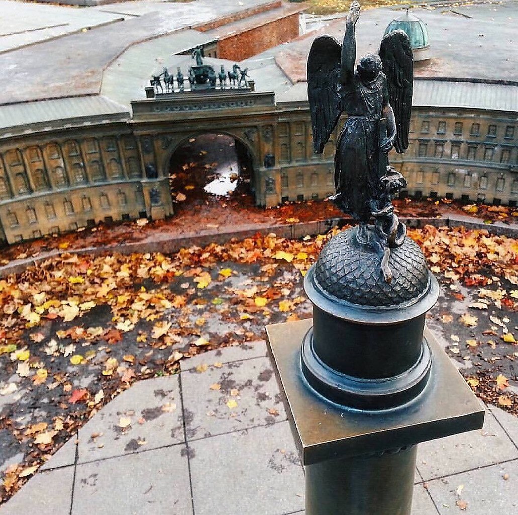 Александровский сад Дворцовая СПБ