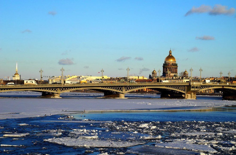 8 марта санкт петербург