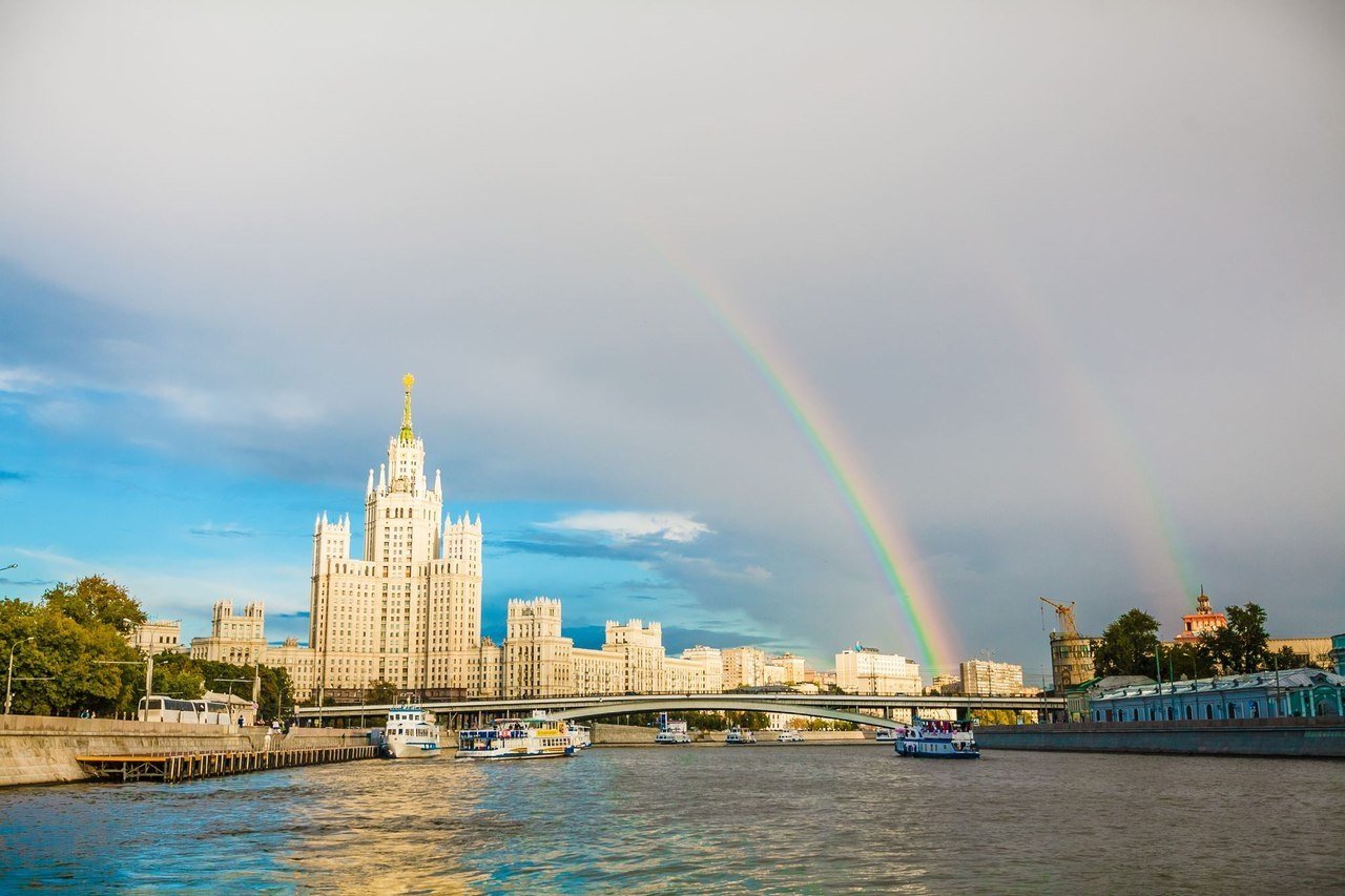 радуга в москве сегодня